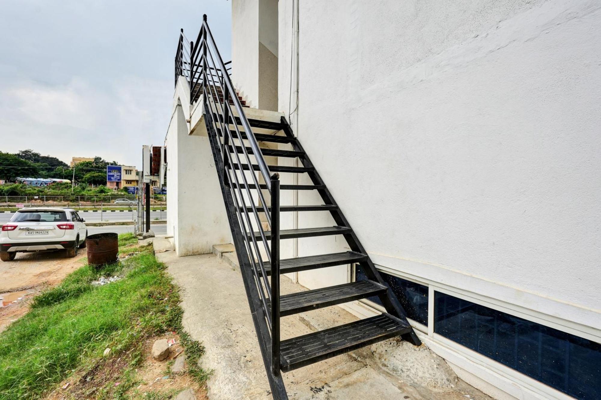 Hotel Spot On Anugraha Residency Kumbalgod Exterior foto